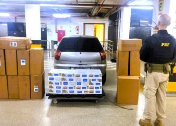 Homem é preso após transporte ilegal de cigarros de origem estrangeira no bairro Santa Inês