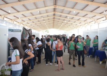 Viver Ciência chega à 10ª edição estimulando criatividade dos jovens no Acre