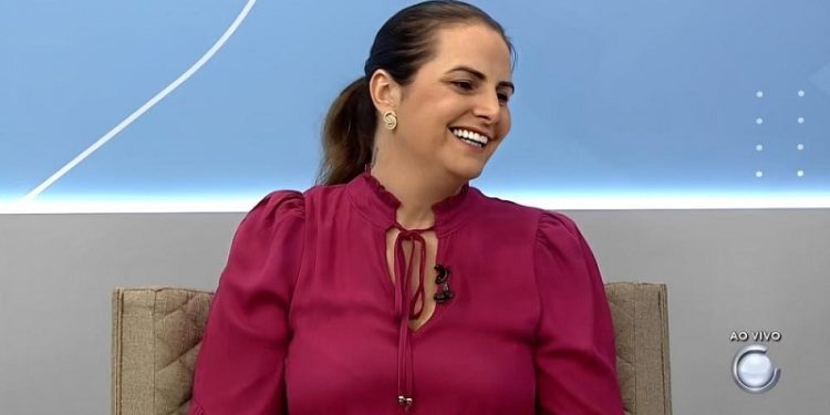 “Redução da carga horária vai pesar no bolso do consumidor”, diz nova presidente da Acisa sobre PEC 6×1