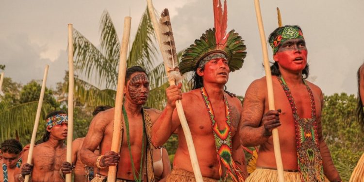 Lideranças indígenas alertam sobre falta de assistência em cidades e aldeias no Acre