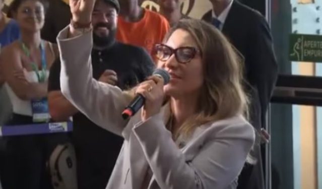 O papel da primeira-dama e as consequências do xingamento de Janja