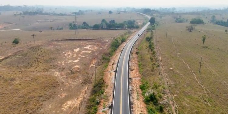 Trânsito liberado no KM 265 da BR-317/AC, com sinalização adequada no local