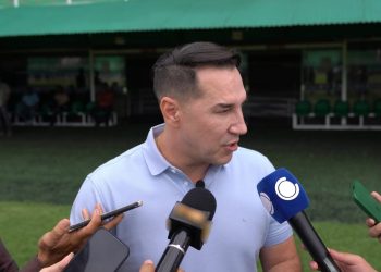 “A hora do show está quase chegando”, diz Ney Amorim sobre amistoso deste domingo