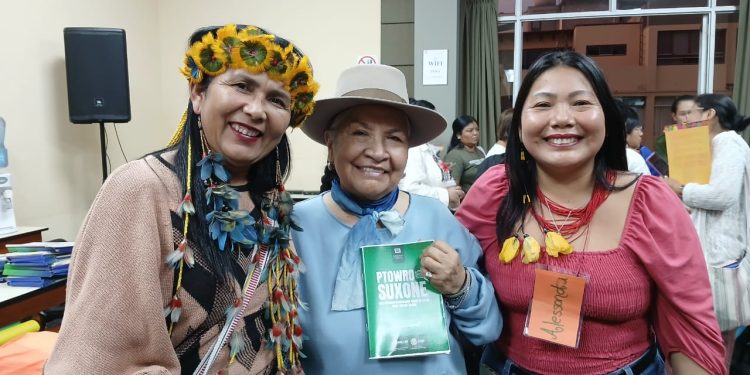 Acre leva Lei Maria da Penha traduzida para línguas indígenas a evento internacional de empoderamento feminino