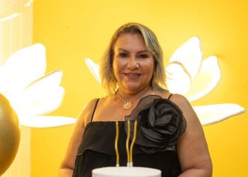 CLÁUDIA SOUZA  23/12