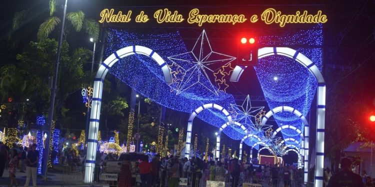 Palco de Natal: Praça da Revolução terá atrações culturais e artísticas diárias até o dia 10 de janeiro