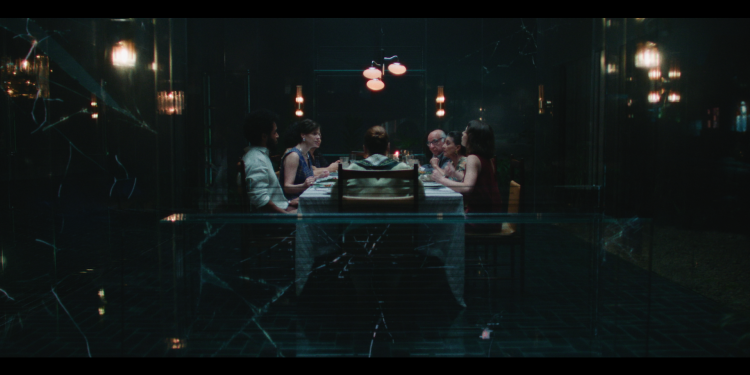 Em superprodução para o Natal, o Boticário dá luz ao cuidado familiar como uma jornada natural na vida