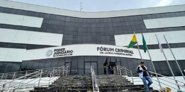 Caso de menina de 11 anos morta em operação policial avança no Tribunal de Justiça do Acre