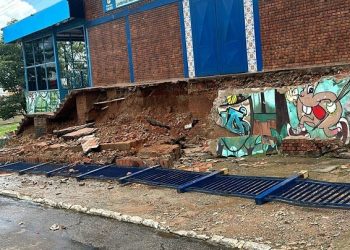 Mercado dos Colonos sofre desmoronamento parcial após chuvas intensas em Rio Branco