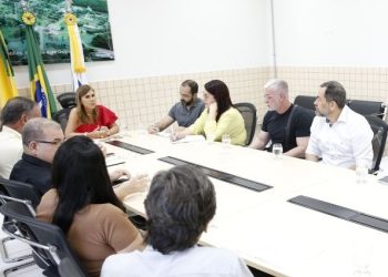 Odontologia Ufac: reunião é realizada com entidades do setor para discutir implantação do curso