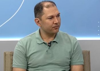 “Prefeito não vai ter dificuldade em colocar um nome lá”, diz Joabe Lira sobre sucessão na prefeitura