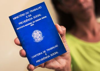 Como fica o salário mínimo após a aprovação do pacote de corte de gastos