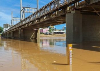 Monitoramento do nível do Rio Acre aponta queda após elevação constante