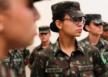 Forças Armadas iniciam alistamento voluntário feminino