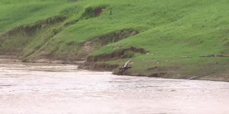 Bolívia articula projeto para construção de muro de contenção e comporta no rio Acre