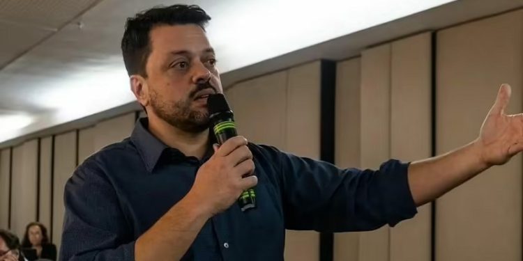 Sindicato dos Médicos do Acre se posiciona contra municipalização de hospitais no estado