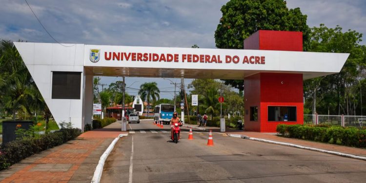 Ufac anuncia mais de duas mil vagas para 2025; inscrições pelo Sisu começam na próxima semana