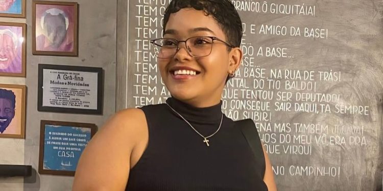 Artista acreana promove oficinas de poesia marginal em presídio feminino de Rio Branco