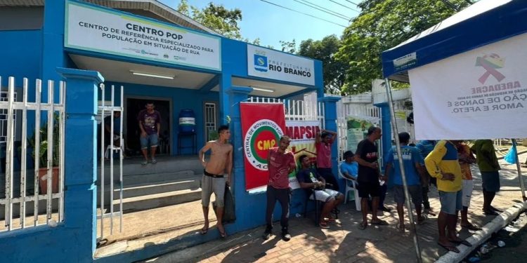 Justiça mantém obrigação da prefeitura de Rio Branco de oferecer comida à população de rua