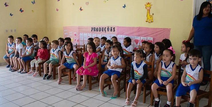Cruzeiro do Sul implanta ensino integral em duas escolas municipais