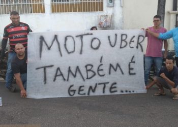 Motoristas de aplicativo realizam ato na Rodoviária Internacional nesta segunda-feira