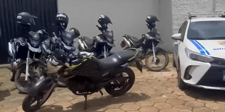 Suspeitos de tentativa de assalto são presos com arma de brinquedo no Horto Florestal