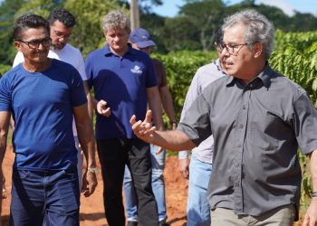 Lula fará investimento de R$12 milhões para industrialização do café no Acre, anuncia Jorge Viana