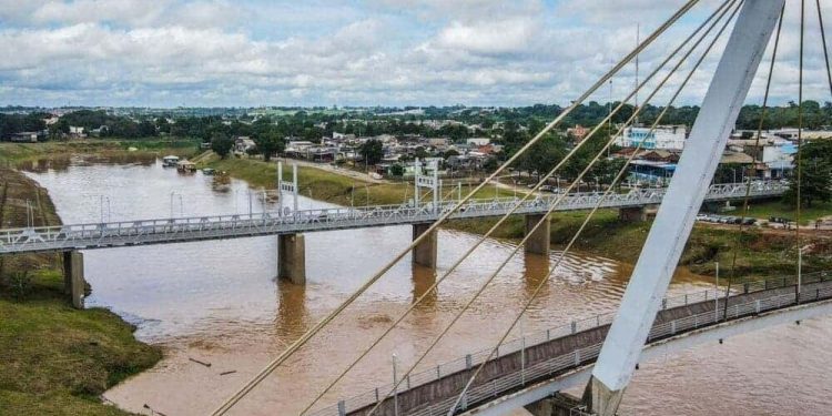 Nível do Rio Acre supera 11 metros após chuvas intensas em Rio Branco
