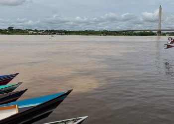 Cruzeiro do Sul eleva nível de alerta e decreta situação de emergência tipo 2 devido à cheia do Rio Juruá