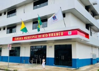 Vereadores de Rio Branco aprovam PL que amplia o número de cargos comissionados na capital