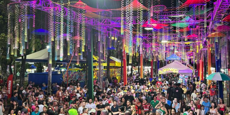 “A expectativa é que até quarta-feira isso aqui pipoque”, diz presidente da FGB sobre o Carnaval 2025