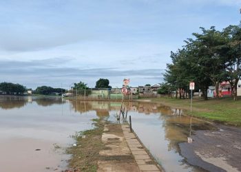Rio Acre ultrapassa cota de transbordamento; “Estamos preparados”, diz Bocalom