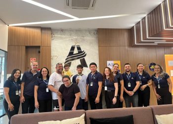 Acreano é recebido com aplausos na escola após conquistar prata no principal evento de Taekwondo do país