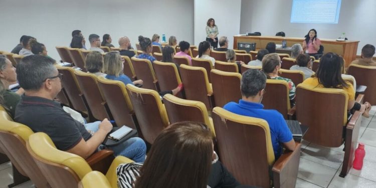 Governo do AC publica edital para cadastro de instrutores para ministrar cursos a servidores públicos