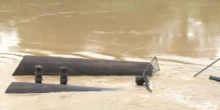 Com motores submersos, ETA 1 e ETA 2 param e abastecimento é 100% interrompido