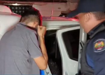 Tentativa de assalto a policial termina com suspeito baleado e preso em Rio Branco
