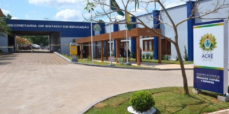 Prazo para agendamento de gravação de videoaula do concurso da Educação encerra nesta quarta-feira