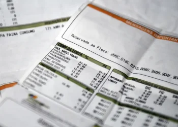 Conta de energia elétrica permanecerá sem cobrança extra em março