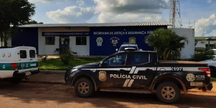 No Acre, agentes de segurança são detidos por apreensão ilegal de veículo
