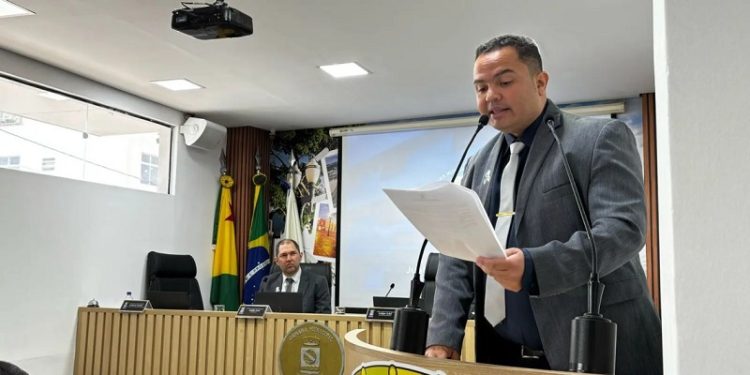 Vereador apresenta projeto de lei para proteger consumidores contra abusos da distribuidora de energia em Rio Branco