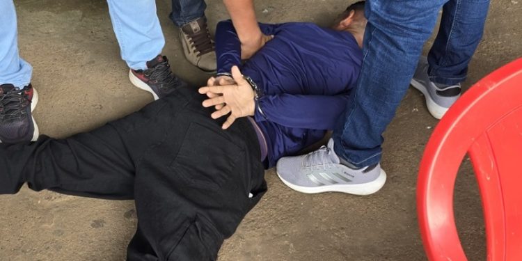 Terceiro envolvido na morte de vigilante em escola de Rio Branco é preso