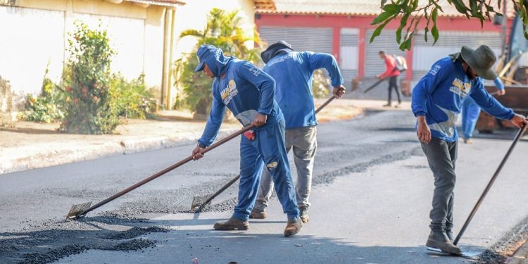 Empresas do programa Asfalta Rio Branco terminam contratos e nova licitação deve ser lançada