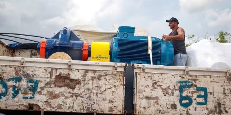 ETA II: com investimentos que somam quase R$17 milhões, novas bombas chegam à estação em Rio Branco