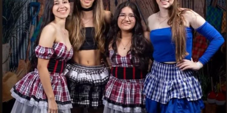 CLÁUDIA SOUZA  12/06