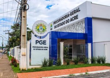 Com auxílio de mil reais, novo processo seletivo para estagiários de Direito é lançado pela PGE