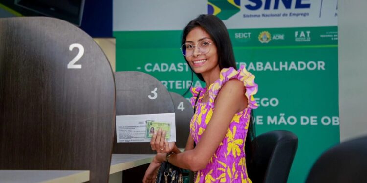 Com 145 vagas de emprego, Sine Acre divulga painel de vagas desta quarta-feira