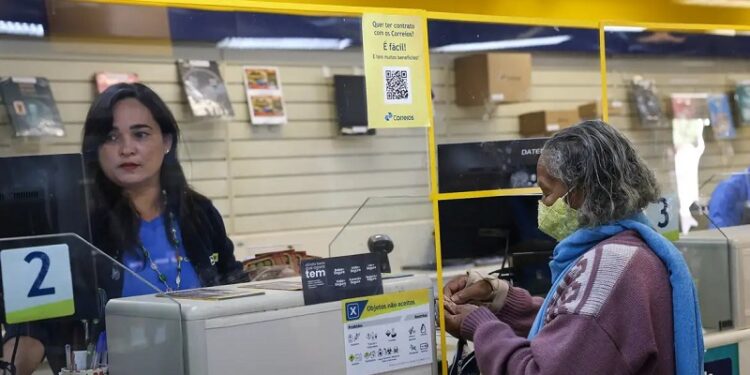 INSS: reembolso de descontos ilegais começa nesta quarta-feira