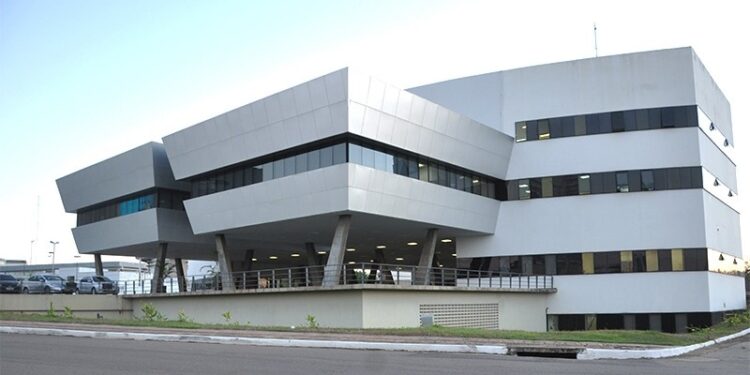 Justiça condena dois acusados de latrocínio que vitimou vigilante de escola na Baixada da Sobral