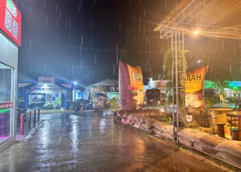 Terceira noite da Expoacre inicia com forte chuva no parque de exposições; confira a programação