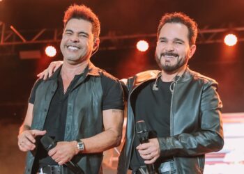 Nem a chuva apagou a emoção: Zezé Di Camargo e Luciano lotam arena na terceira noite da Expoacre 2025